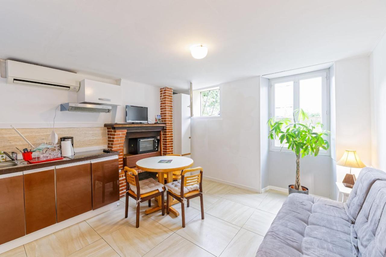 Le Doolie'S Hostel B&B - El Nido - Jardin - Wifi - Vod Biarritz Esterno foto